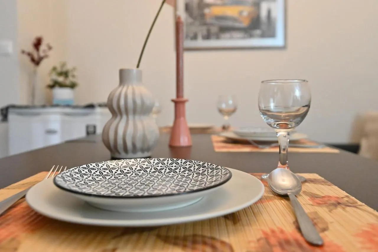 Cozy Apartment Νear Nea Paralia Of Thessaloniki