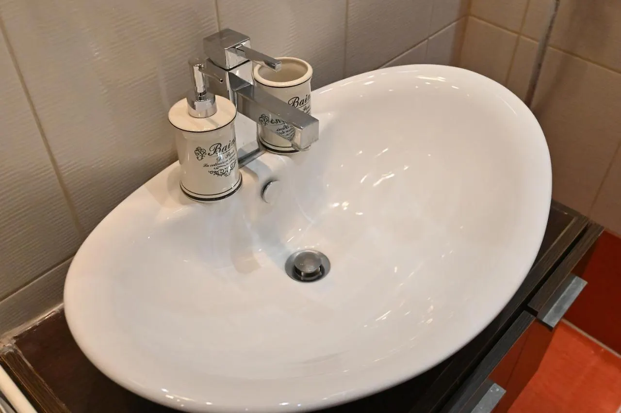 Cozy Apartment Νear Nea Paralia Of Thessaloniki Greece