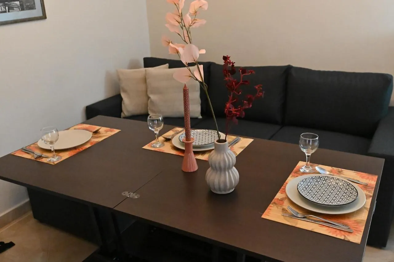 Cozy Apartment Νear Nea Paralia Of Thessaloniki Greece
