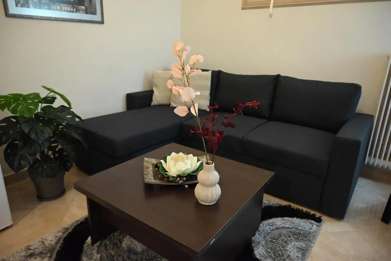 Cozy Apartment Νear Nea Paralia Of Thessaloniki